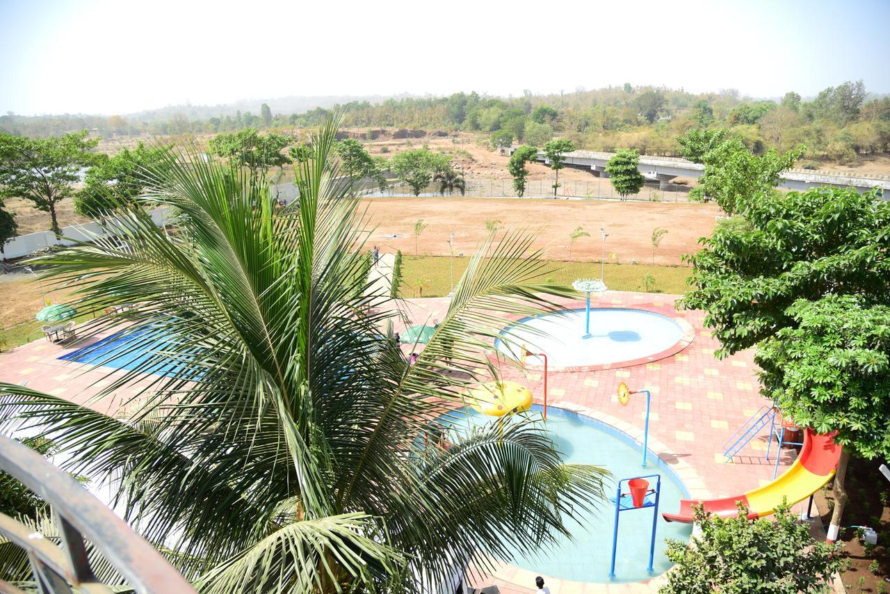 River Touch Resort Silvassa Eksteriør bilde